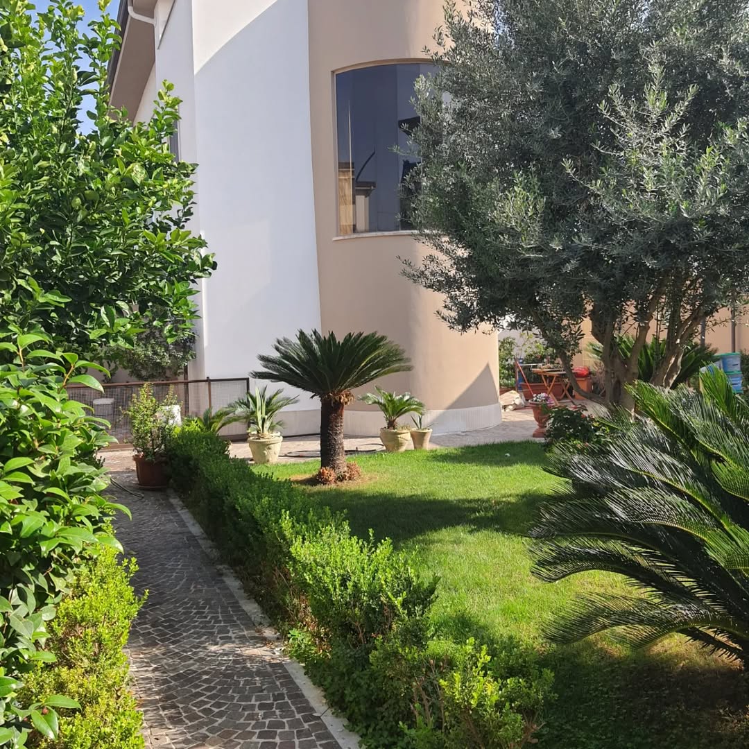 Roberto Russo al lavoro